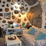 Casa Cueva El Pedregal *