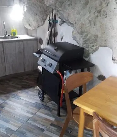 Casa Cueva El Pedregal تيخيدا