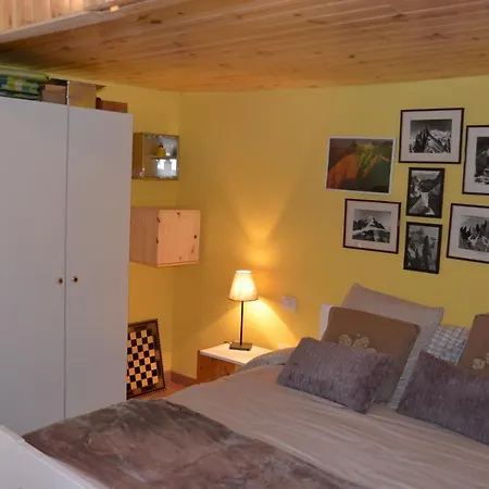 Casa Cueva El Pedregal * تيخيدا